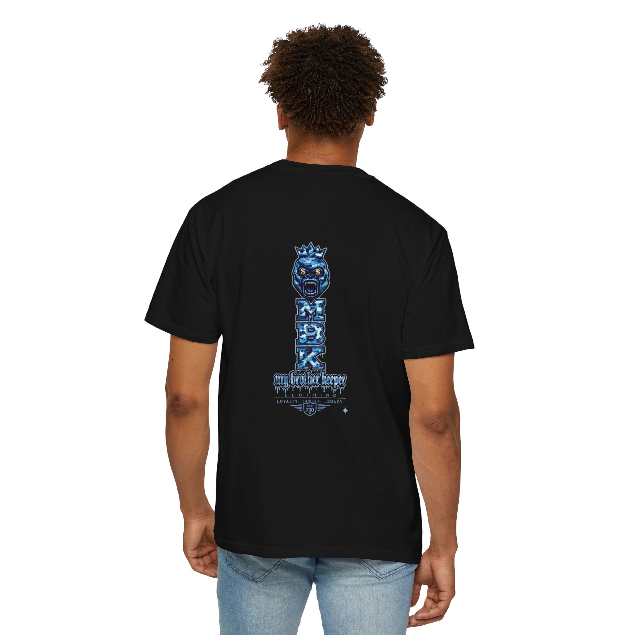 Gorilla King Graphic T‑Shirt — Bold Blue Streetwear Tee